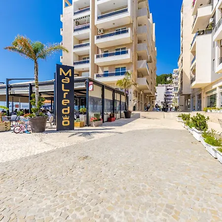 Plaza Luxury Lejlighed